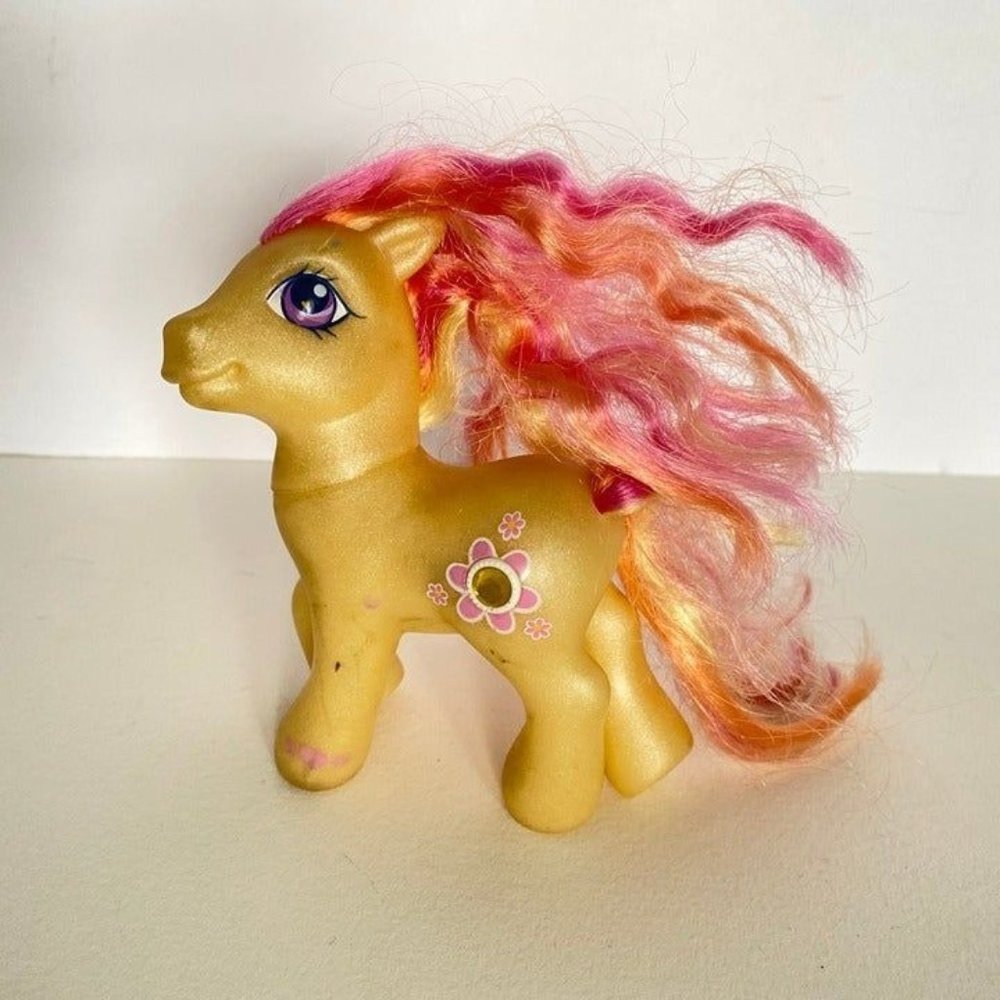 2003 My Little Pony Gem Blossom Friendship Ball Jewel Flower Pink Hair